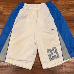 Men’s Jordan Men's Athletic Basketball Shorts sz: XL